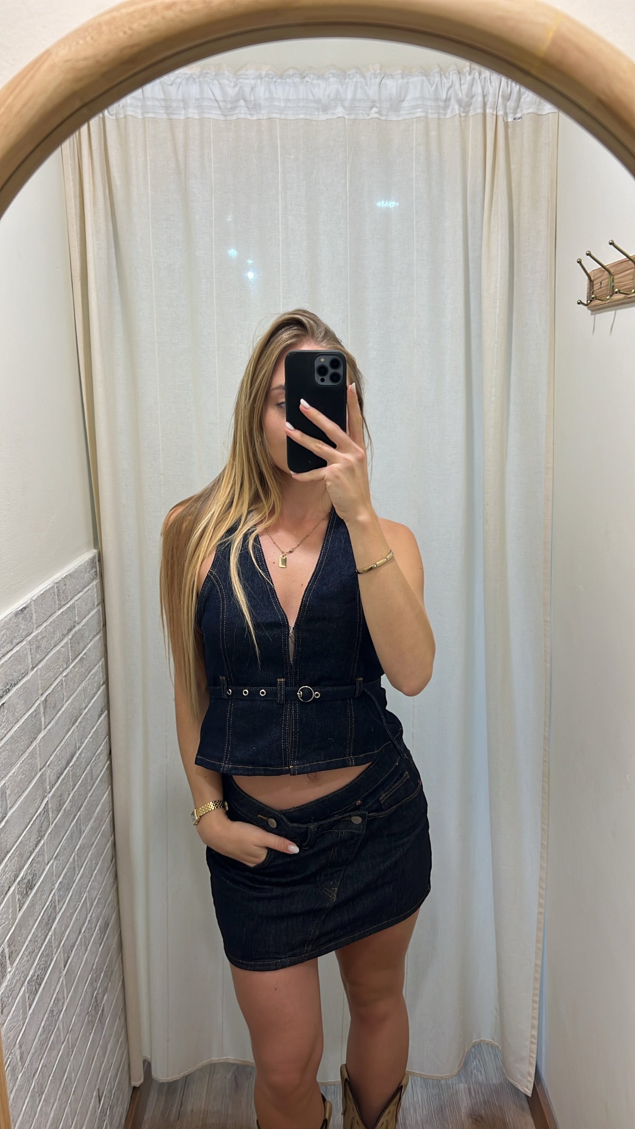 Minigonna taglio asimmetrico